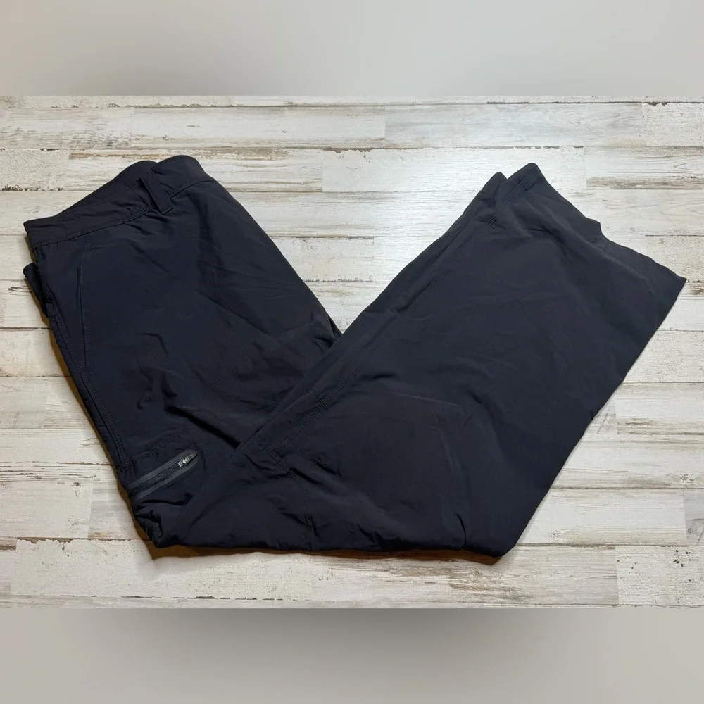 L.L Bean Pants Mens Sz 38x29 Black Nylon Cresta Hiking Water Resistant